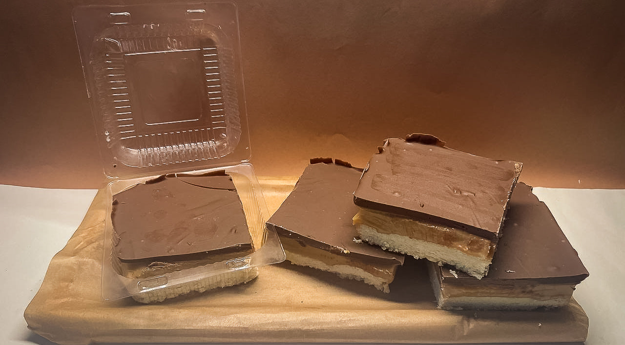 Millionaire Shortbread Bar