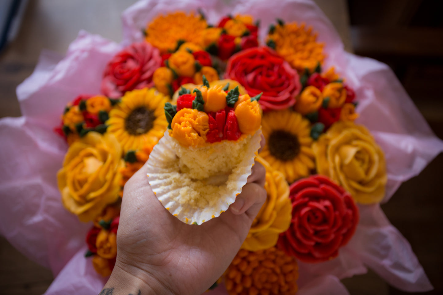 Cupcake boeket ( deze order is ALTIJD in combinatie met een e-mail voor details!)